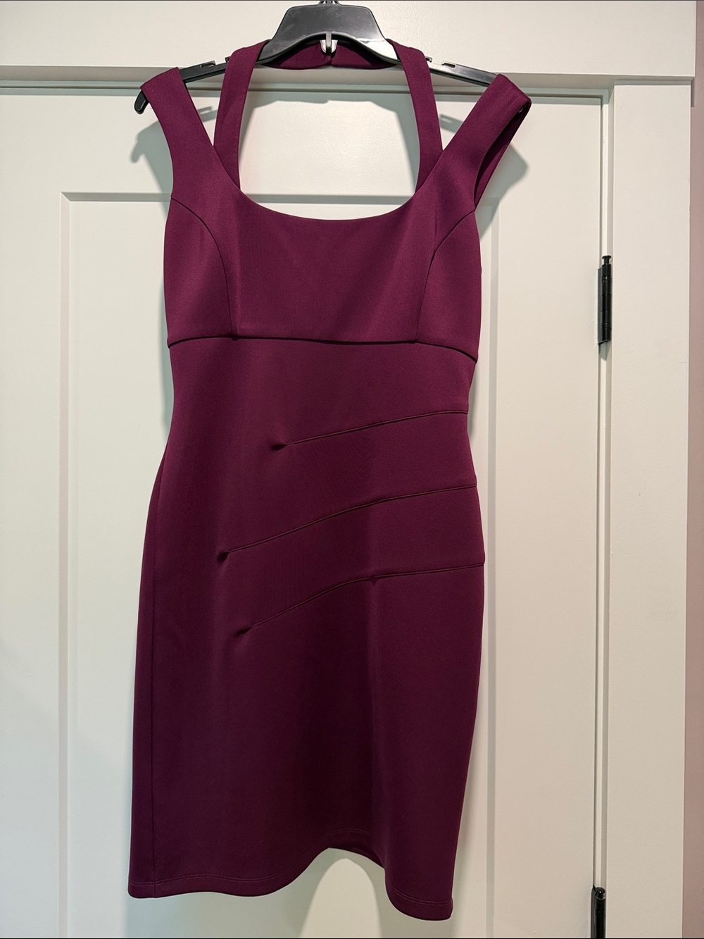 Guess Plum Sleeveless Sheath Dress